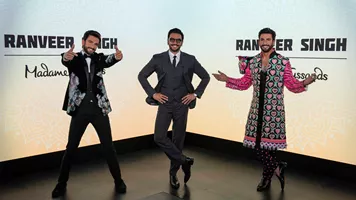 Ranveer Singh Unveils Two New Figures At Madame Tussauds (2)
